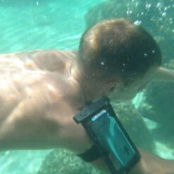 KIT COMPLET POCHETTE ETANCHE SMARTPHONE SEAWAG NOIRE NOIR/BLEU -Paddle Wave Soldes kit complet pochette etanche smartphone seawag noire noir bleu 5