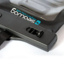 POCHETTE ETANCHE SMARTPHONE SEAWAG ROSE 19 POCHETTE ETANCHE SMARTPHONE SEAWAG ROSE -Paddle Wave Soldes pochette etanche smartphone seawag rose 6