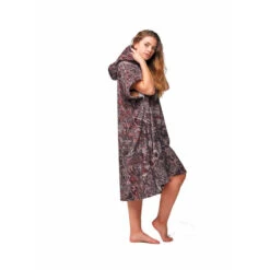 PONCHO AFTER NIGHTMARE BLACK 7 PONCHO AFTER NIGHTMARE BLACK -Paddle Wave Soldes poncho after nightmare black 2